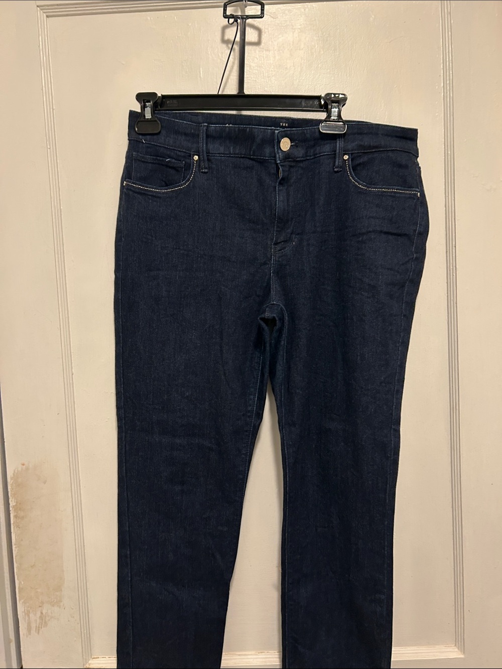White House Black Market slim ankle jeans size 10